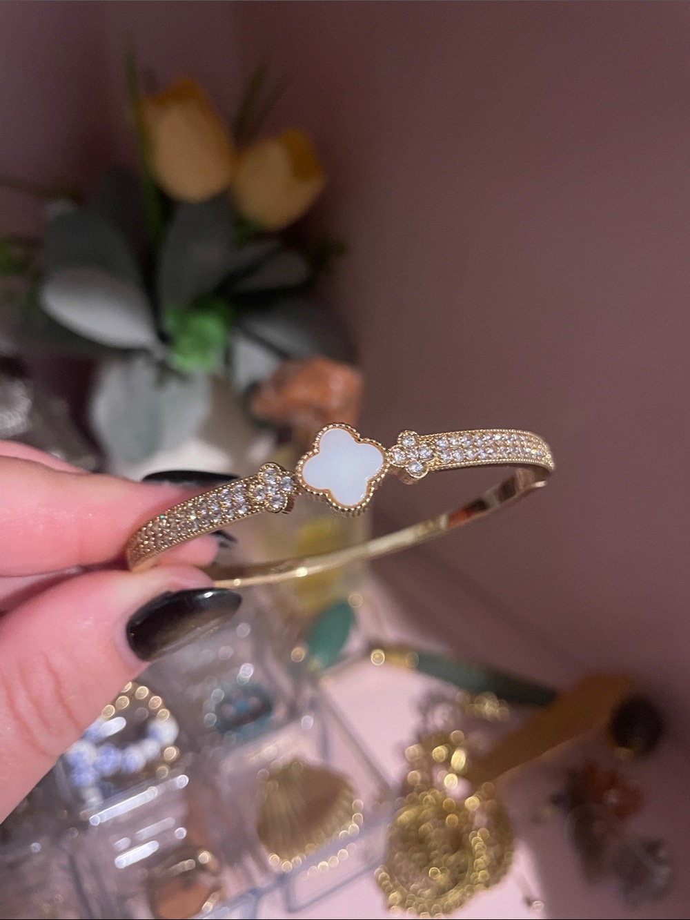 Gold Clover Bangle Bracelet with White Inlay
